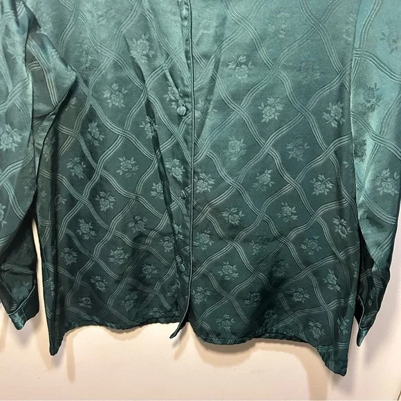 Victoria’s Secret 90s Vintage Green Floral Button Up Long Sleeve Pajama Top - Picture 3 of 12
